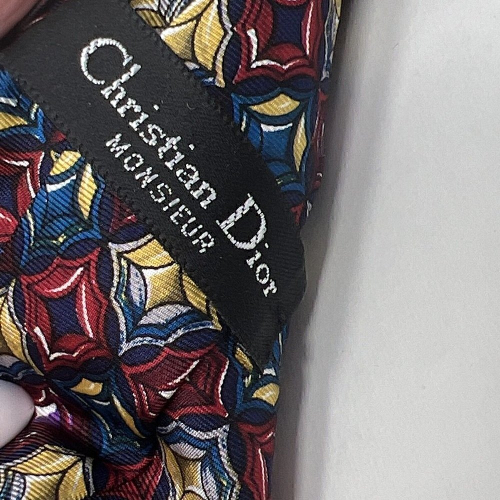 CHRISTIAN Dior SILK Tie, Monsieur, Men's, Burgundy/blue/yell Made in USA Vintage - Picture 3 of 3